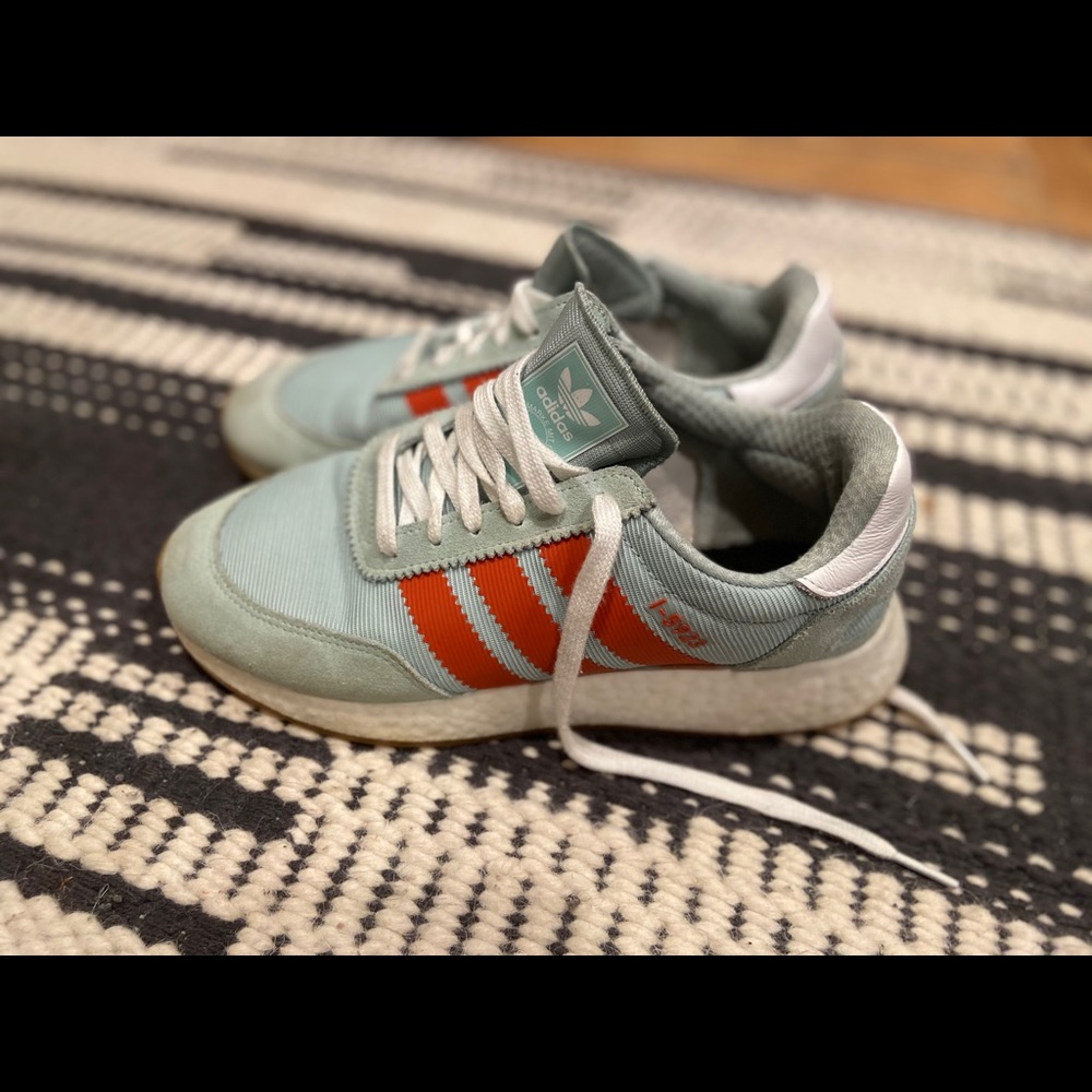 adidas- I-5923 running sneaker RETRO